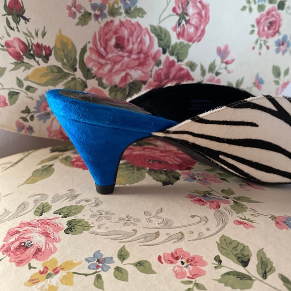 Jeffrey Campbell "Romance" Kitten Heel Mule, Size 8 - Picture 3 of 5